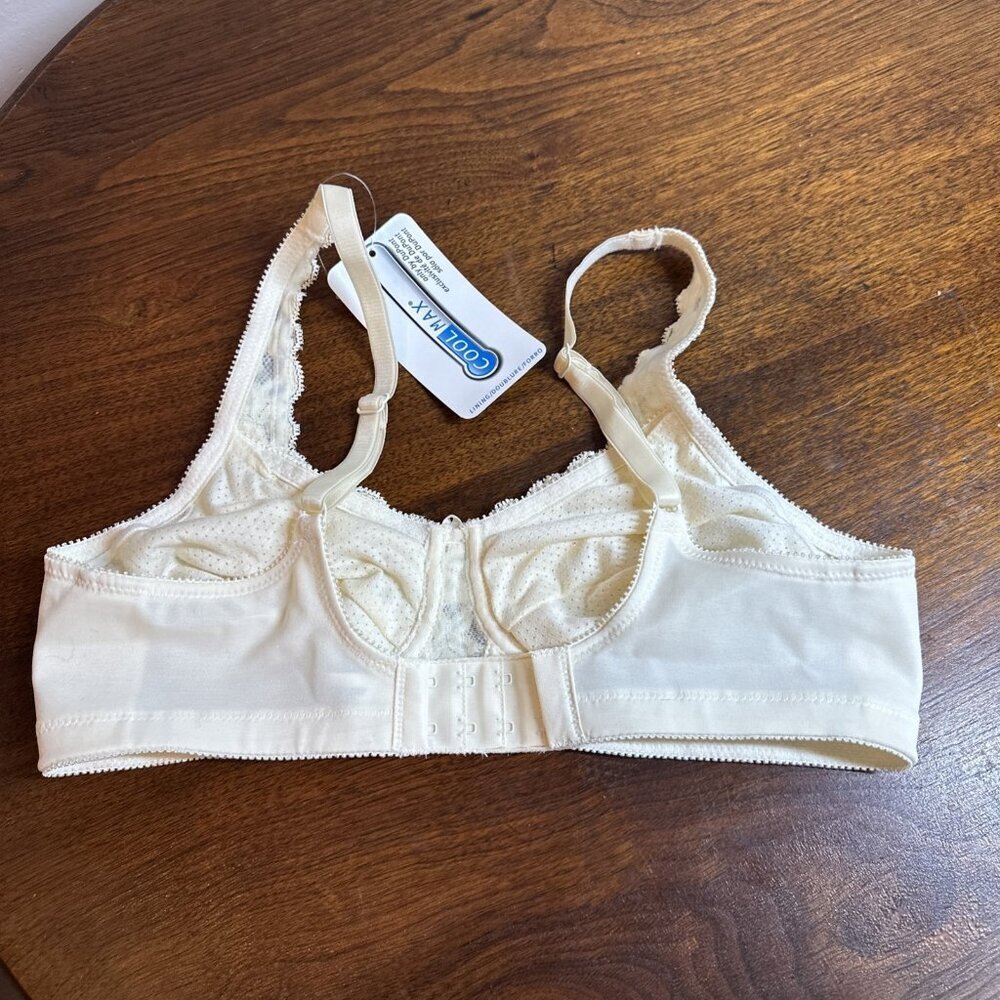 New NWT Jodee Cool Max Mastectomy Bra In Ivory Size 34B - Picture 4 of 5